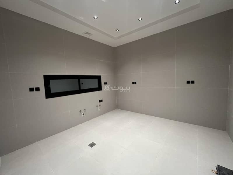 Luxury villas in Al-Yaqat neighborhood