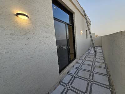 3 Bedroom Apartment for Sale in East Riyadh, Riyadh - For sale: excellent upper second floor in the Al-Mu'izzilah neighborhood