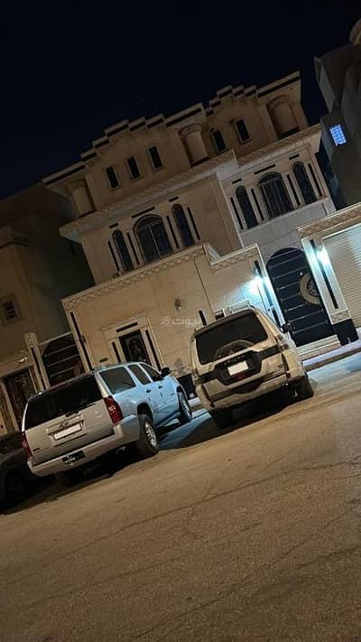 فیلا 10 غرف نوم للبيع في جنوب الرياض، الرياض - فيلا للبيع في حي عكاظ – الرياض