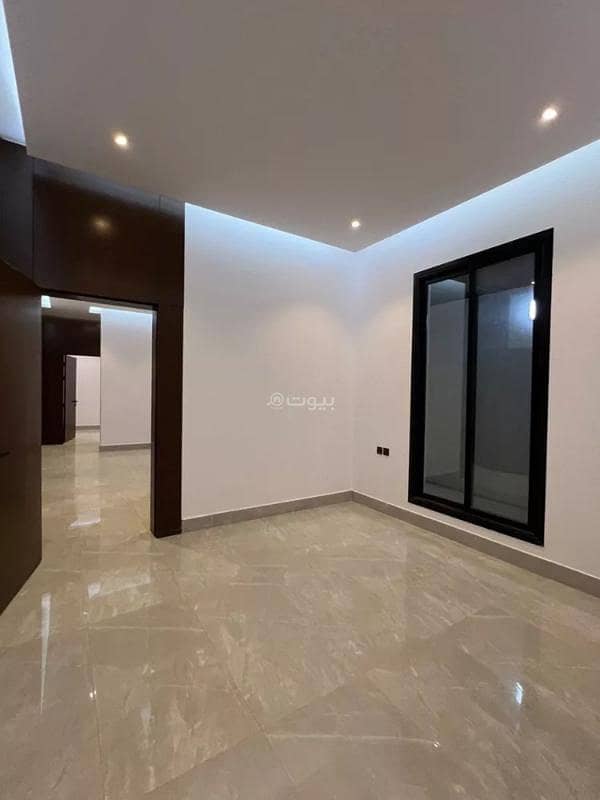 House for sale on Sultan Qaboos bin Said Street, Al-Mu'ayzilah neighborhood, Riyadh city, Riyadh region