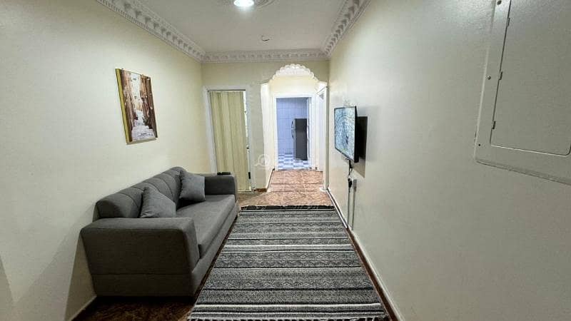 Furnished and decorated apartment for rent in Jeddah, Al-Murawah neighborhood, for monthly and annual lease.