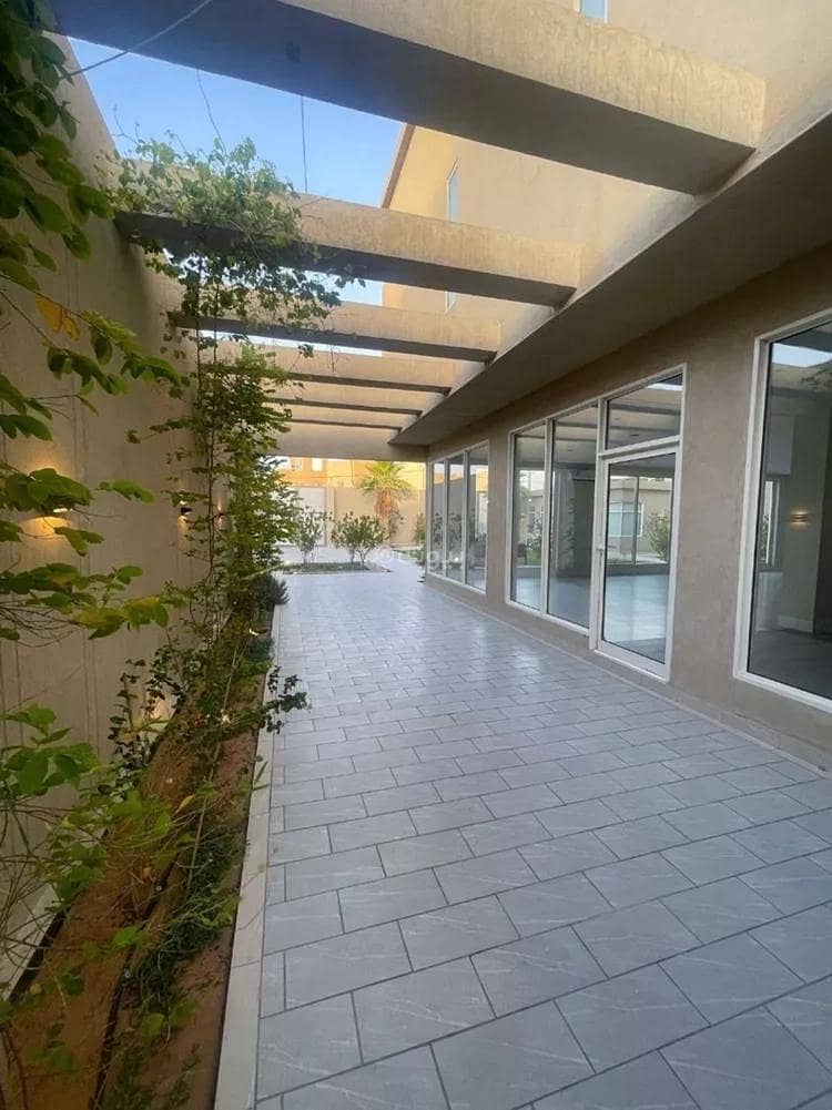 Villa For Sale in As Safa, Al Bukayriyah