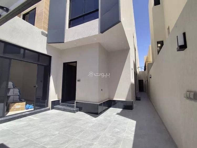 دور للبيع في شارع ابن شبه, حي الرمال, مدينة الرياض دور للبيع في شارع ابن شبه, حي الرمال, مدينة الرياض