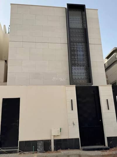 دور 3 غرف نوم للبيع في شرق الرياض، الرياض - ور للبيع في شارع العوينة, حي إشبيلية, مدينة الرياض,