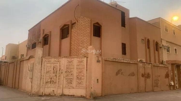 Villa For Sale in Al Uraija Al Wusta, Riyadh