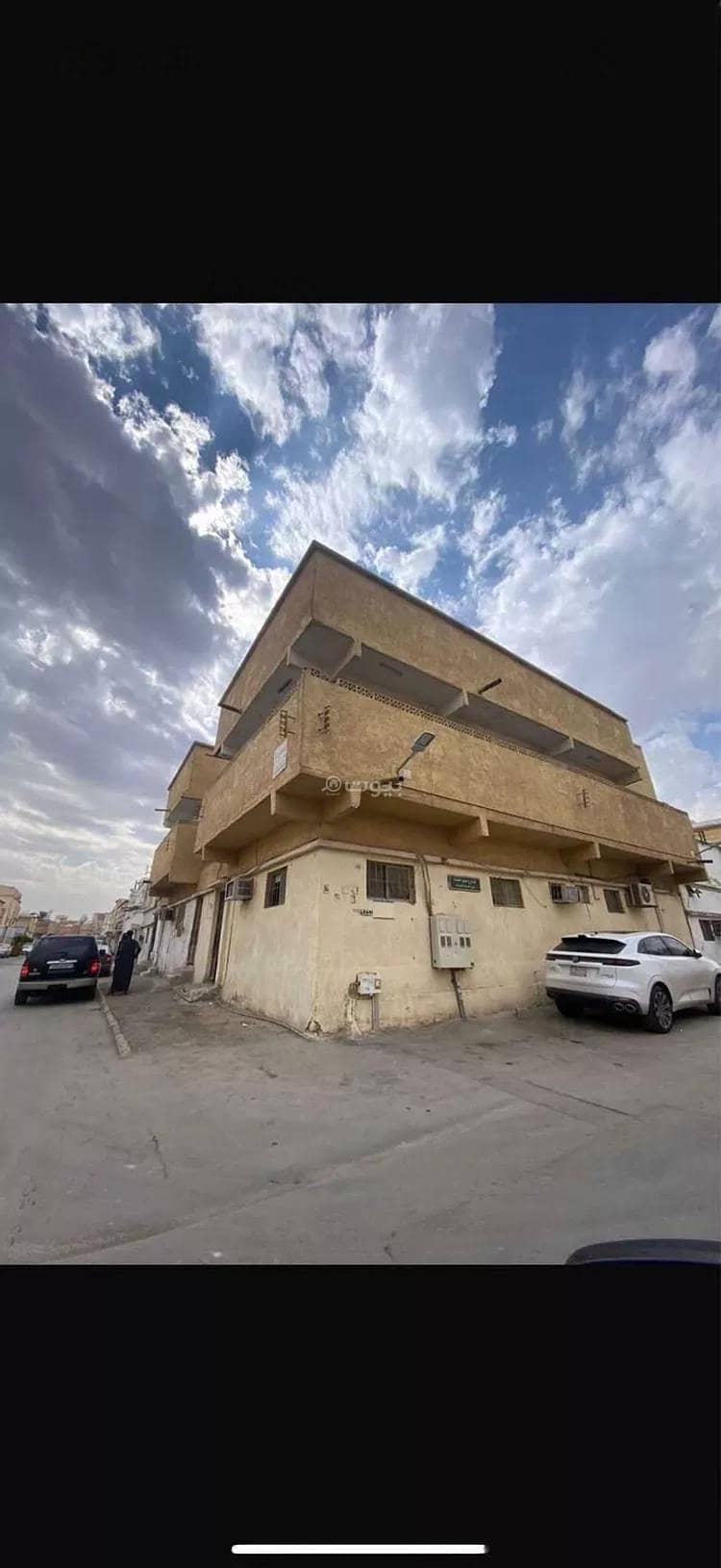 Building for Sale on Rabi'ah bin Utayq Street, Al-Manfouhah Al-Jadidah District, Riyadh City