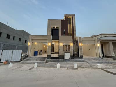 4 Bedroom Floor for Sale in East Riyadh, Riyadh - تاون هاوس للبيع في حي النهضة