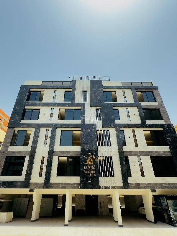 A 4-room apartment with two entrances for sale in Al Rawda neighborhood in a prime and desirable location.