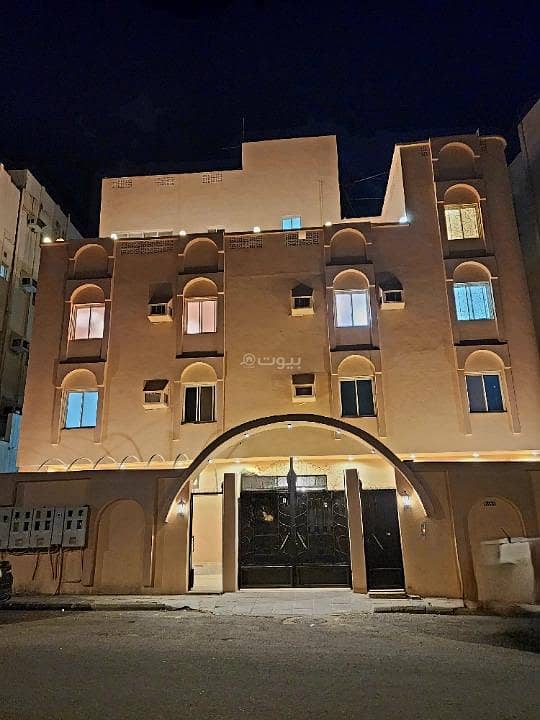فرصة استثمارية مميزة! للبيع عمارة 3 ادوار و ملحق بمخطط القزاز فرصة استثمارية مميزة! للبيع عمارة 3 ادوار و ملحق بمخطط القزاز