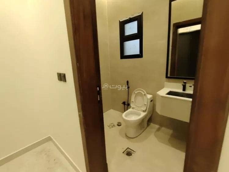 Villa for sale on Hamid Al-Qari Street, Okaz District, Riyadh City, Riyadh Region