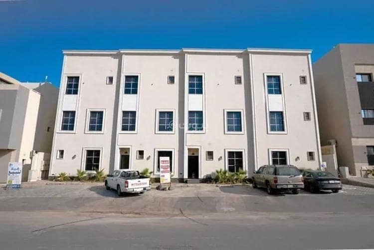 Villa for sale on Al-Jameel Ibn Hatim Street, Dhahrat Laban District, Riyadh City, Riyadh Region.