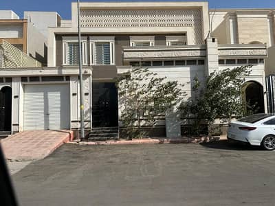 11 Bedroom Villa for Sale in East Riyadh, Riyadh - For sale: a distinctive residential villa in Al-Qadsiah district - Riyadh