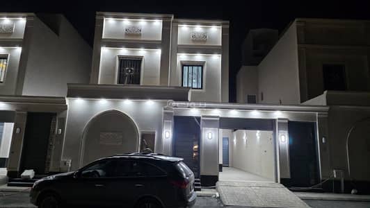فیلا 9 غرف نوم للبيع في شرق الرياض، الرياض - عقار للبيع