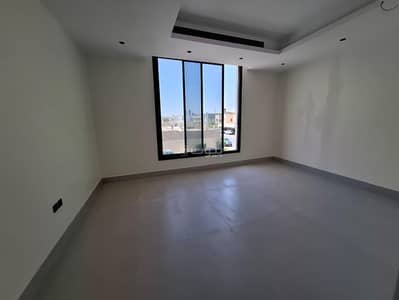 3 Bedroom Floor for Sale in East Riyadh, Riyadh - 4 Bedroom House For Sale in Al Khaleej, Riyadh