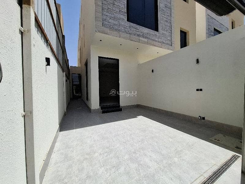 Ground Floor for Sale in Al Khaleej, East Riyadh
