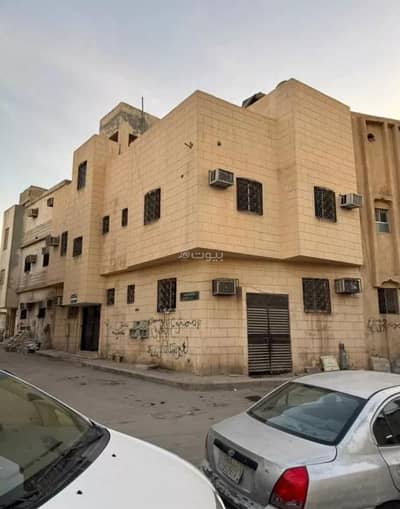 Building for Sale in West Riyadh, Riyadh - Building For Sale in Sultanah, Riyadh