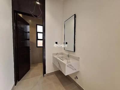 3 Bedroom Floor for Sale in East Riyadh, Riyadh - Property for sale