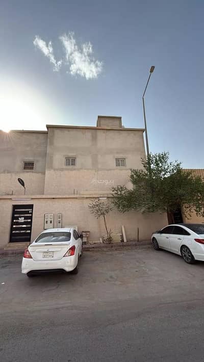 فیلا 3 غرف نوم للبيع في شرق الرياض، الرياض - فيلا من 3 غرف نوم للبيع في النظيم، الرياض