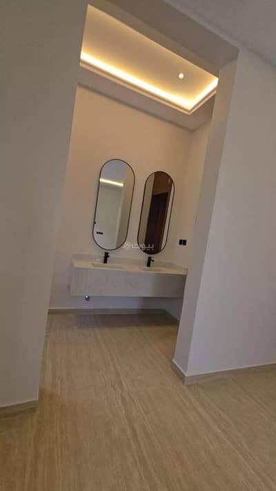 4 Bedroom Floor for Sale in West Riyadh, Riyadh - Villa for sale on Issa bin Ibrahim Al-Rubai Street, Tuwaiq neighborhood, Riyadh City, Riyadh Region