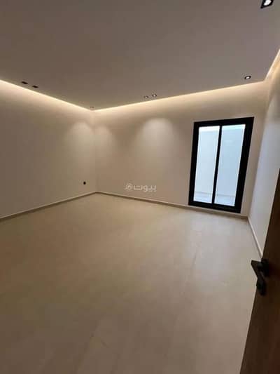 3 Bedroom Floor for Sale in South Riyadh, Riyadh - House for sale on Ahmed bin Muhammad Al-Qutaihi Street, Al-Ukaydir Neighborhood, Riyadh City, Riyadh Region