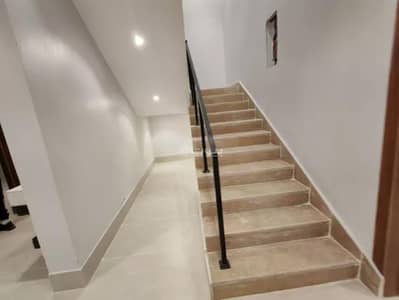 5 Bedroom Villa for Sale in South Riyadh, Riyadh - Ground floor for sale consisting of a car entrance, a living room, a dining room, a hall, a kitchen, and 3 bedrooms. We have convenient financing solutions and payment solutions for debts and dealings with all banks.