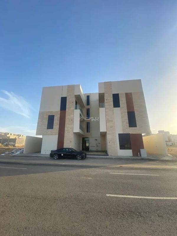 Apartment for rent on Muhammad bin Bulbul Street, Al-Mahdiyah neighborhood, Riyadh city, Riyadh region
