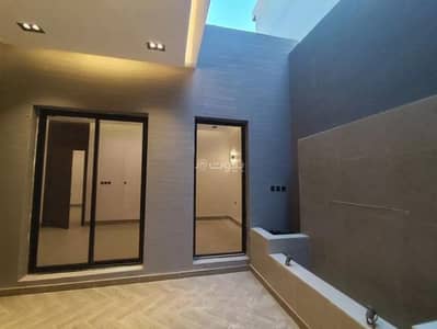 4 Bedroom Floor for Sale in East Riyadh, Riyadh - Property for Sale
