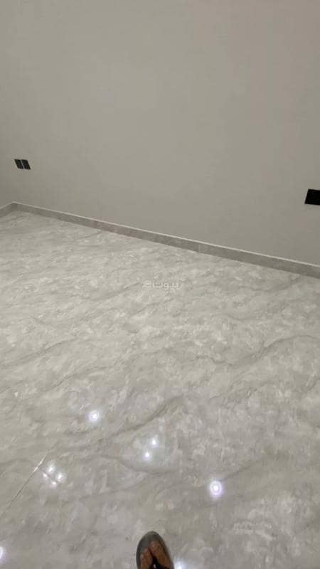 Villa for sale on Hassan bin Yahya Street, Al-Awali neighborhood, Riyadh City, Riyadh Region