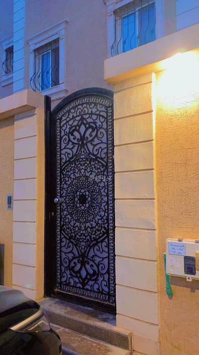 دور 5 غرف نوم للايجار في شمال الرياض، الرياض - دور للايــجار