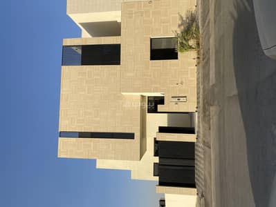 5 Bedroom Villa for Sale in West Riyadh, Riyadh - Villa in West Riyadh，Al Mahdiyah 5 bedrooms 2500000 SAR - 87732222