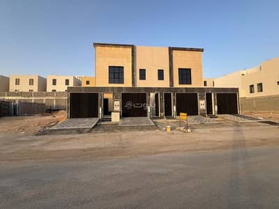 4 Bedroom Flat for Sale in East Riyadh, Riyadh - Penthouse for sale in Al Janadriah, Ghusoon with excellent area, 4 bedrooms, modern finishing, and a distinguished location.