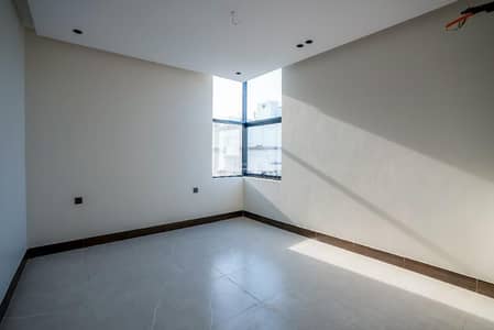 4 Bedroom Flat for Sale in North Jeddah, Jeddah - Apartment for sale 4 rooms in Al Rawda, Jeddah