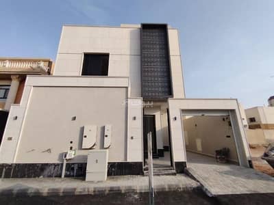 3 Bedroom Floor for Sale in East Riyadh, Riyadh - First floor for sale in the Ashbiliyah neighborhood.