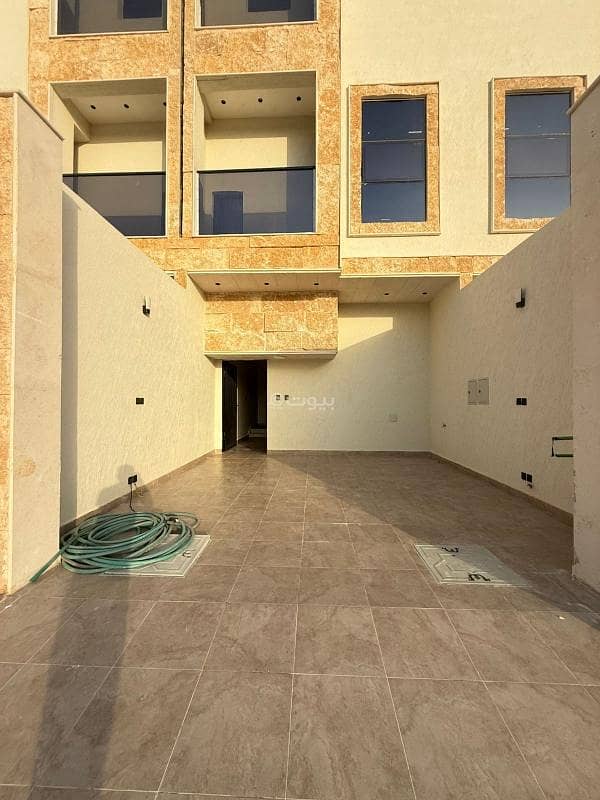 شقه مميزه جدا وفاخره ب غصون شقه مميزه جدا وفاخره ب غصون