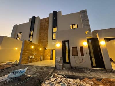 4 Bedroom Floor for Sale in East Riyadh, Riyadh - 4 bedroom residential floor for sale in Al Khaleej