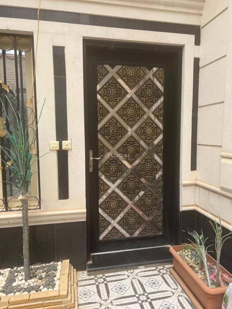11 Bedroom Villa For Sale in Al Nahdah, Riyadh