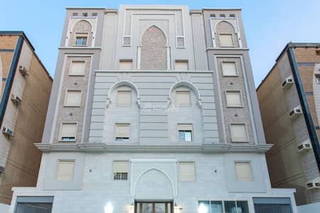 3 Bedroom Flat for Rent in North Jeddah, Jeddah - Luxury apartment for rent in Al-Waha neighborhood, ground floor.