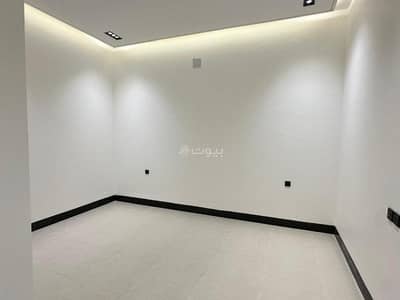 5 Bedroom Villa for Sale in East Riyadh, Riyadh - Villa consisting of 5 bedrooms for sale in Al-Rimal, Riyadh