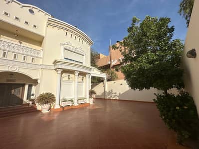 6 Bedroom Villa for Sale in North Jeddah, Jeddah - 6 Bedroom Villa For Sale in Al Basatin, Jeddah