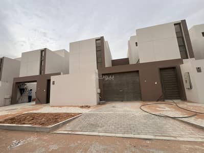 5 Bedroom Villa for Rent in North Riyadh, Riyadh - Villa for rent in Al Khuzam neighborhood