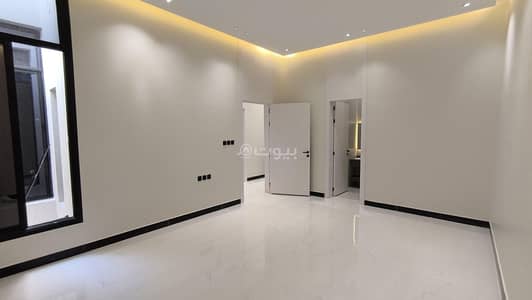 3 Bedroom Floor for Sale in East Riyadh, Riyadh - Floor in East Riyadh，Al Bayan Neighborhood 3 bedrooms 1200000 SAR - 87725599