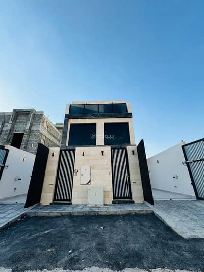 4 Bedroom Villa for Sale in East Riyadh, Riyadh - Luxury townhouse for sale