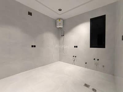 3 Bedroom Floor for Sale in East Riyadh, Riyadh - House for sale in Al Khaleej, Riyadh