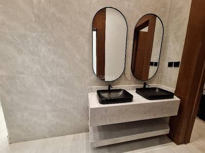 3 Bedroom Floor for Sale in East Riyadh, Riyadh - Ground floor for sale in Riyadh, Al-Rimal neighborhood