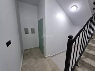 4 Bedroom Floor for Sale in East Riyadh, Riyadh - 4 bedrooms for sale on the floor in Al-Qadisiyyah
