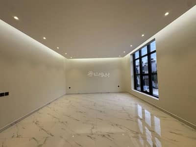 5 Bedroom Villa for Sale in East Riyadh, Riyadh - For sale, a corner villa with an apartment in Al-Monseya neighborhood.