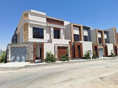 فیلا 3 غرف نوم للبيع في شرق الرياض، الرياض - فيلا للبيع الرياض حي الرمال مودرن