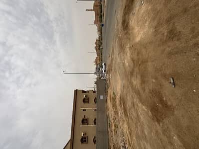 ارض سكنية  للبيع في شمال جدة، جدة - ارض ثلاث شوارع للبيع