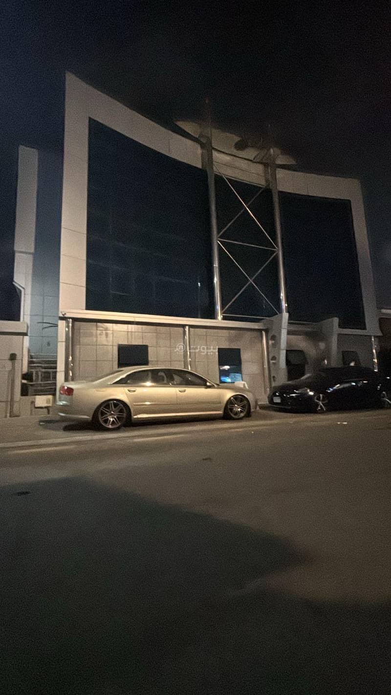 Residential budling for sale in Al Salamah, North Jeddah