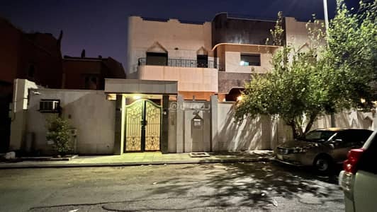 فیلا 5 غرف نوم للبيع في شمال جدة، جدة - فيلا مميزة في حي الروضة بمساحة ٨٢٥متر قريبه من جميع المرافق والخدمات